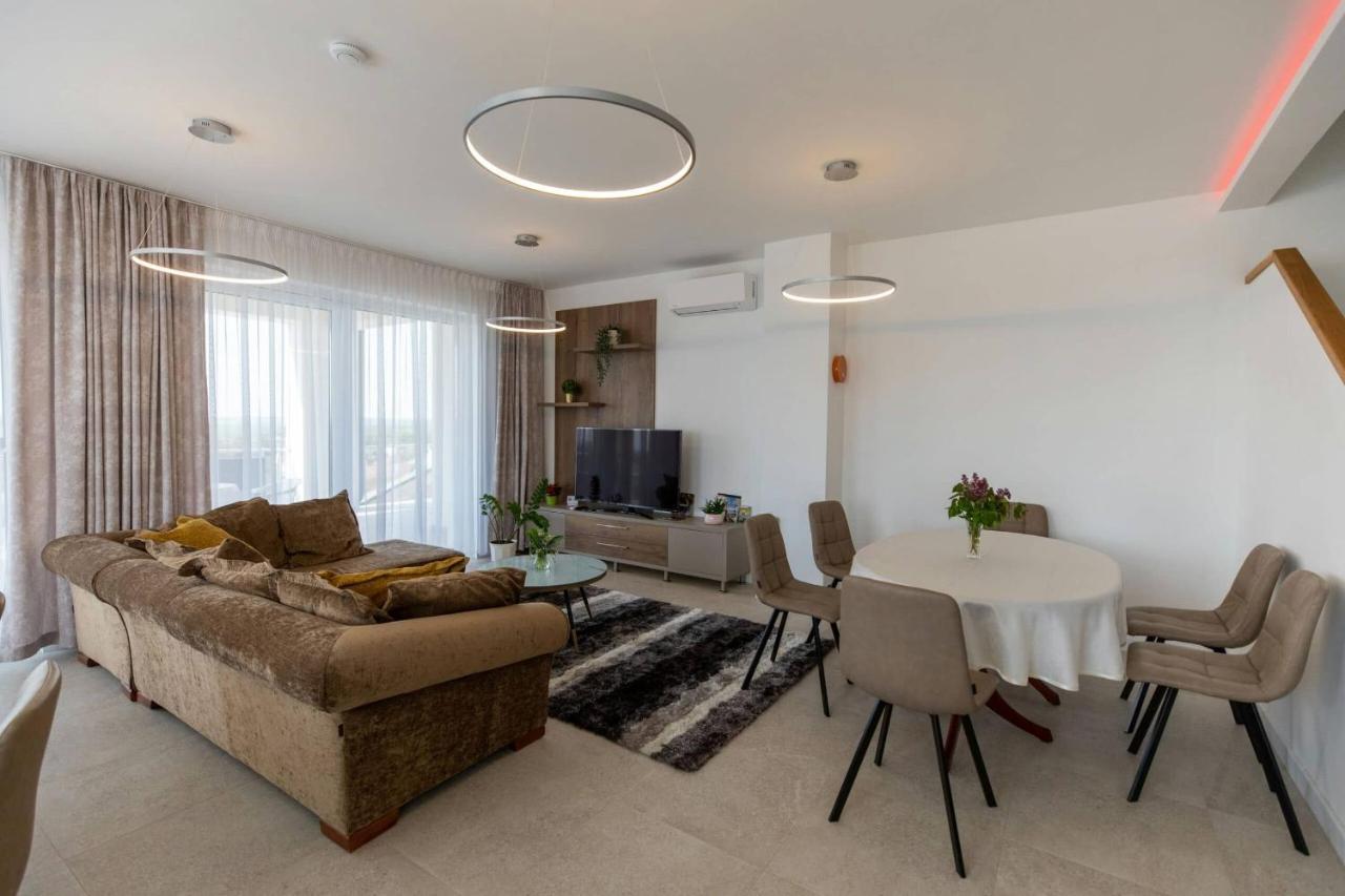 Aszuvilag Rezidencia With Sauna & Jacuzzi Legyesbenye Exterior foto