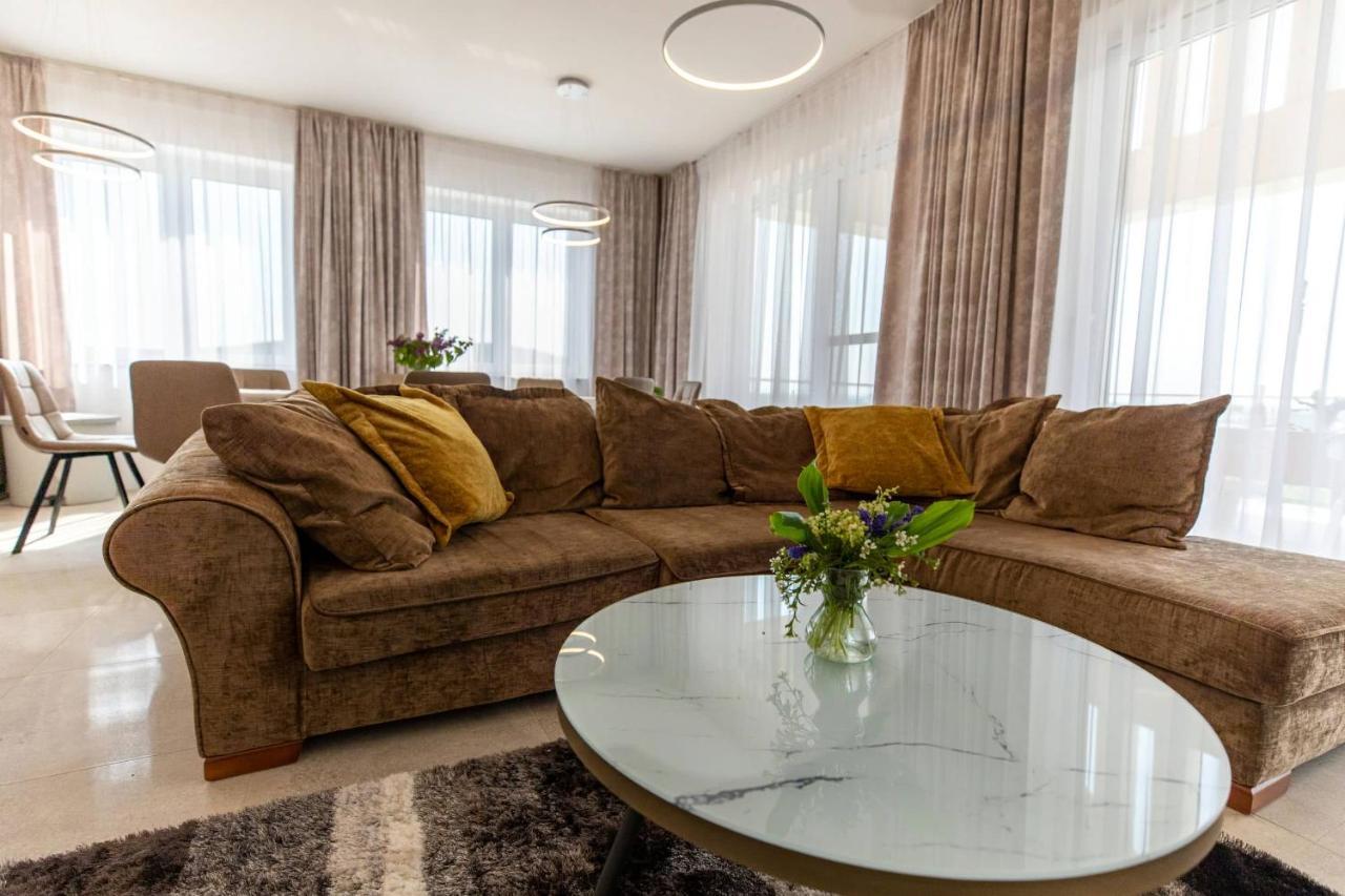 Aszuvilag Rezidencia With Sauna & Jacuzzi Legyesbenye Exterior foto