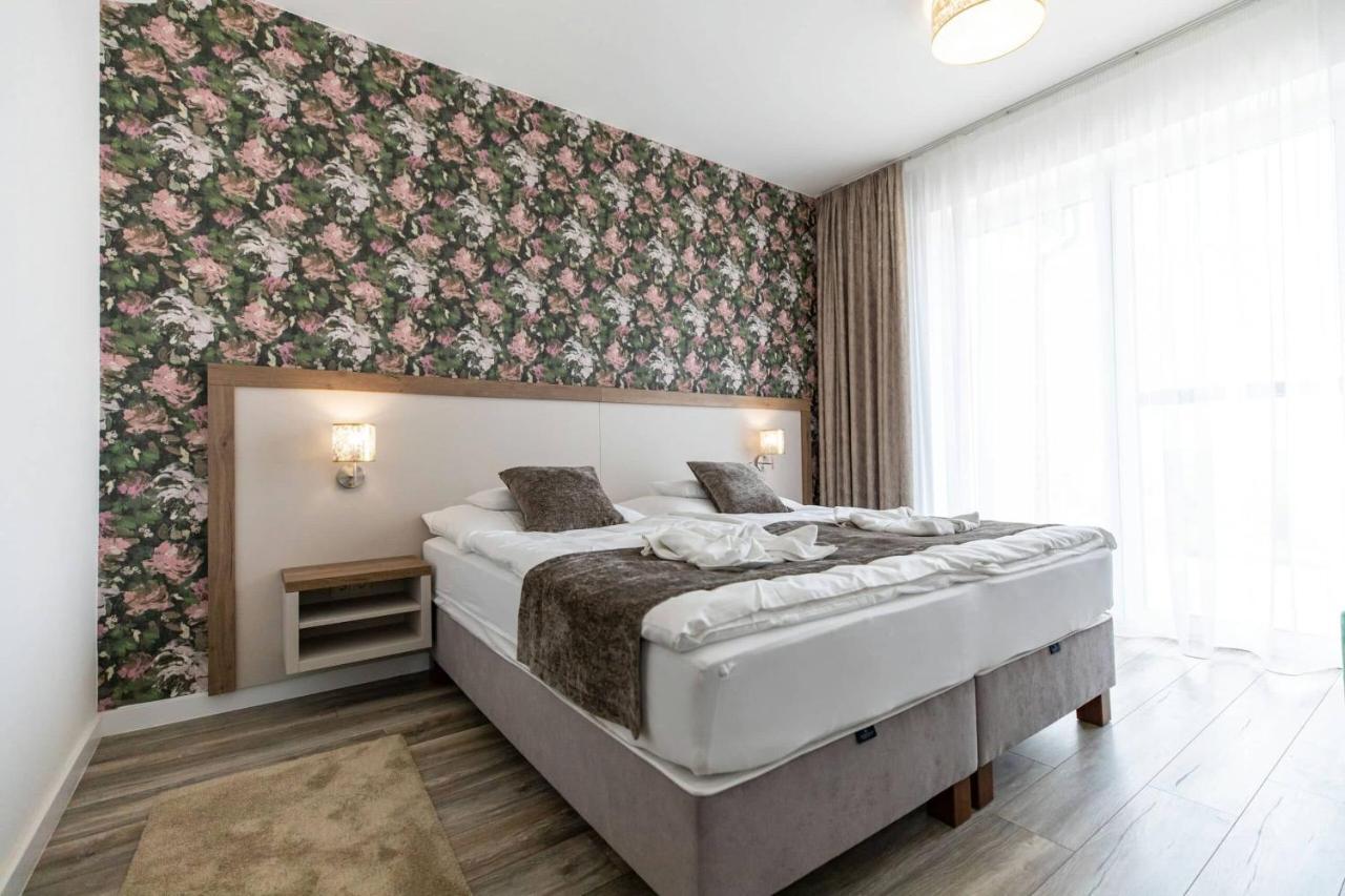 Aszuvilag Rezidencia With Sauna & Jacuzzi Legyesbenye Exterior foto
